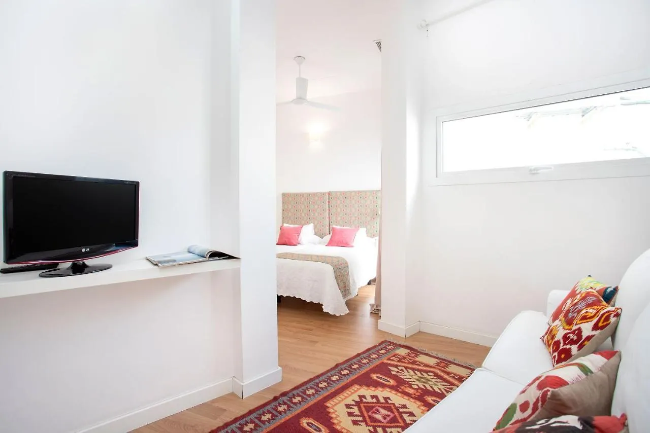 Genteel Home Zaragoza Seville 0*,  Spain